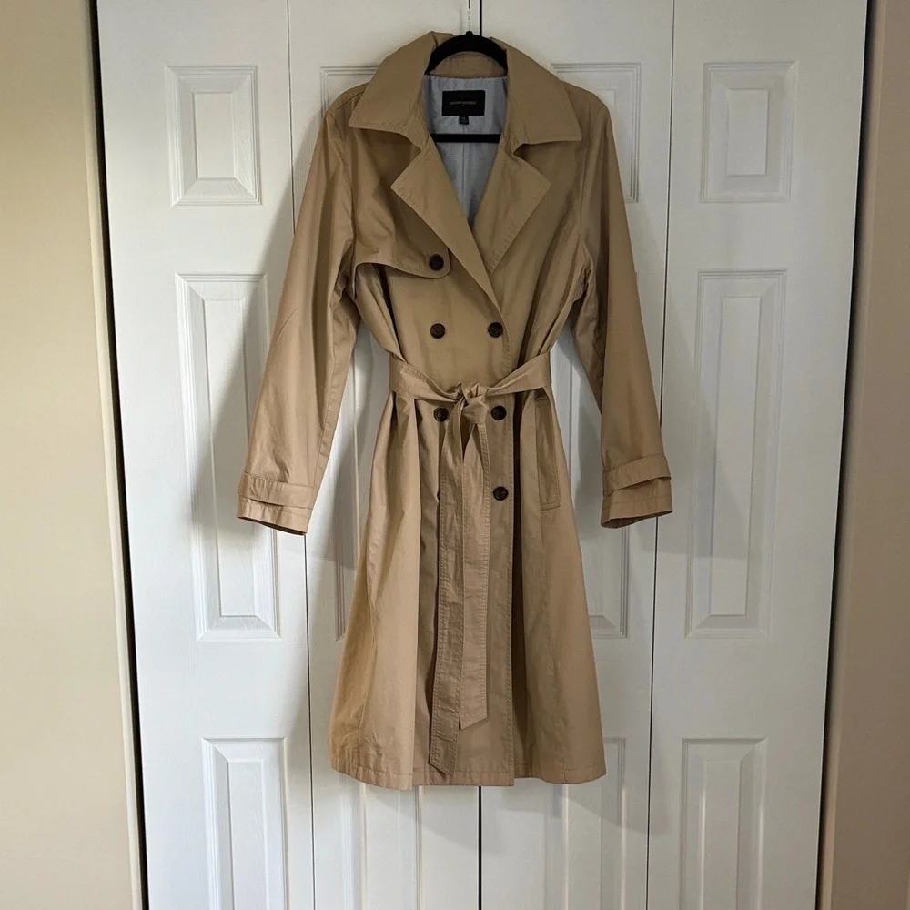 Banana Republic Beige Trench Coat with Belt - Picture 1 of 4